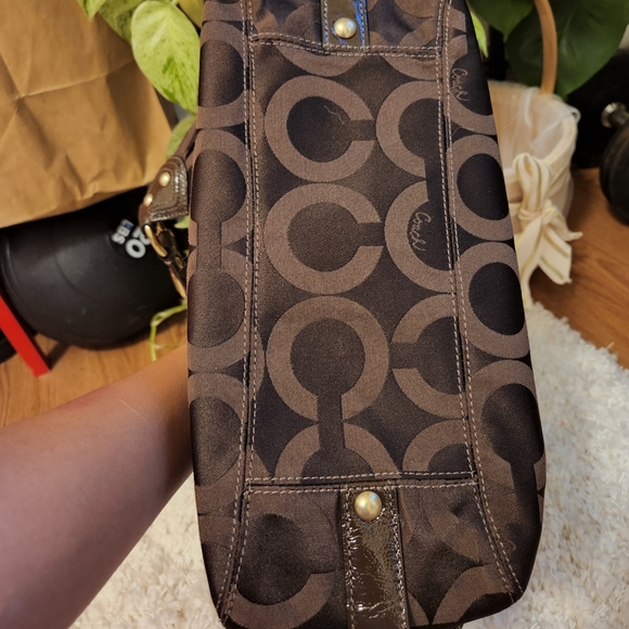 Coach Signature Archive Bag - Picture 3 of 11